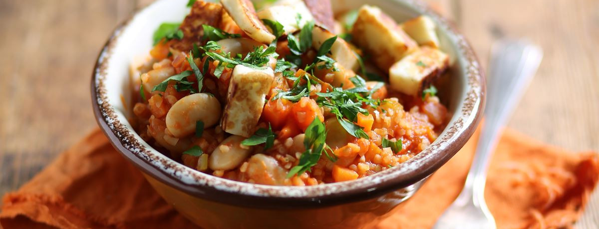 Bean & halloumi stew