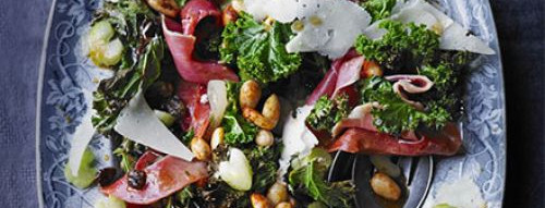 Kale salad with almonds & Serrano ham